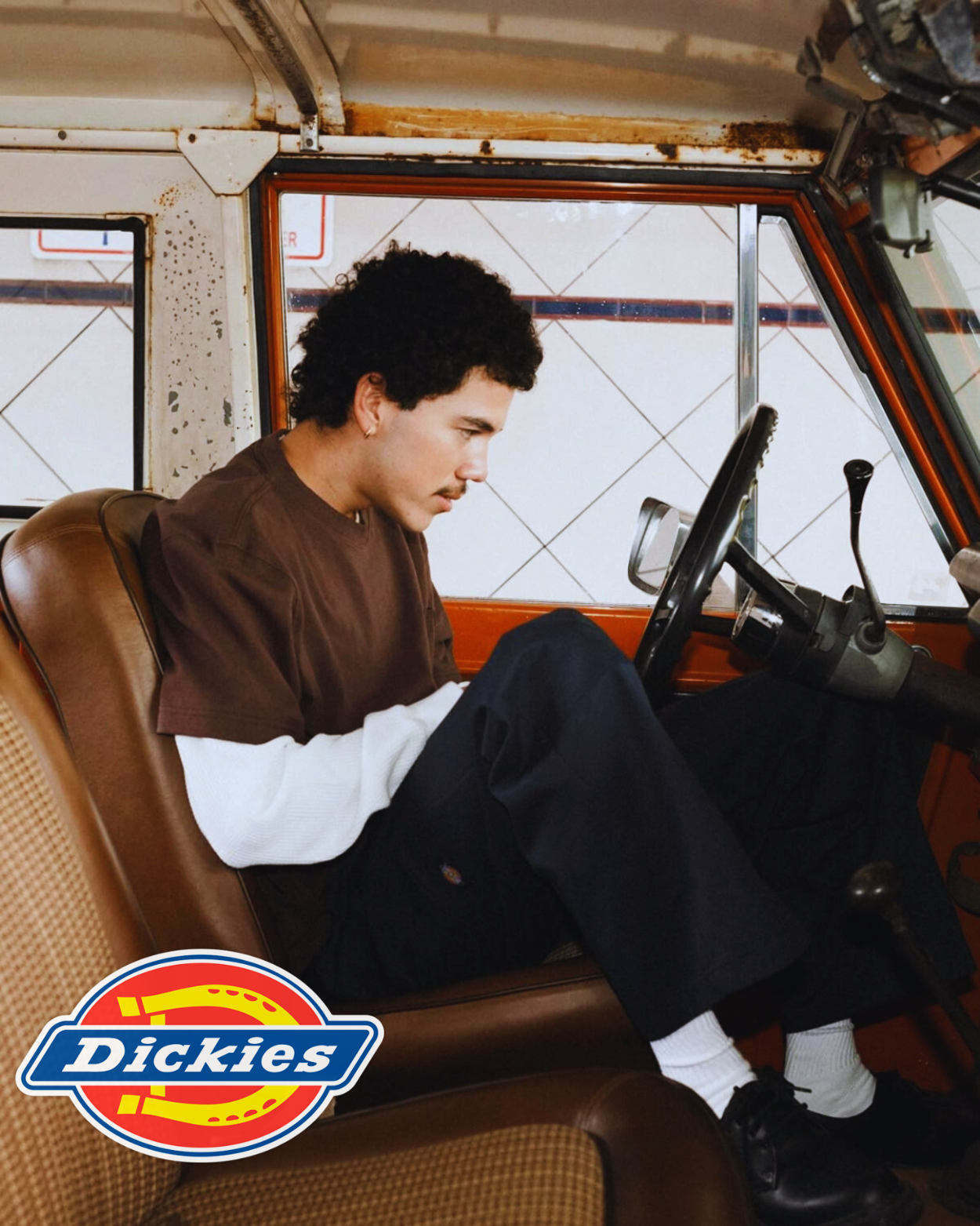 Colaboración entre hombres ropa